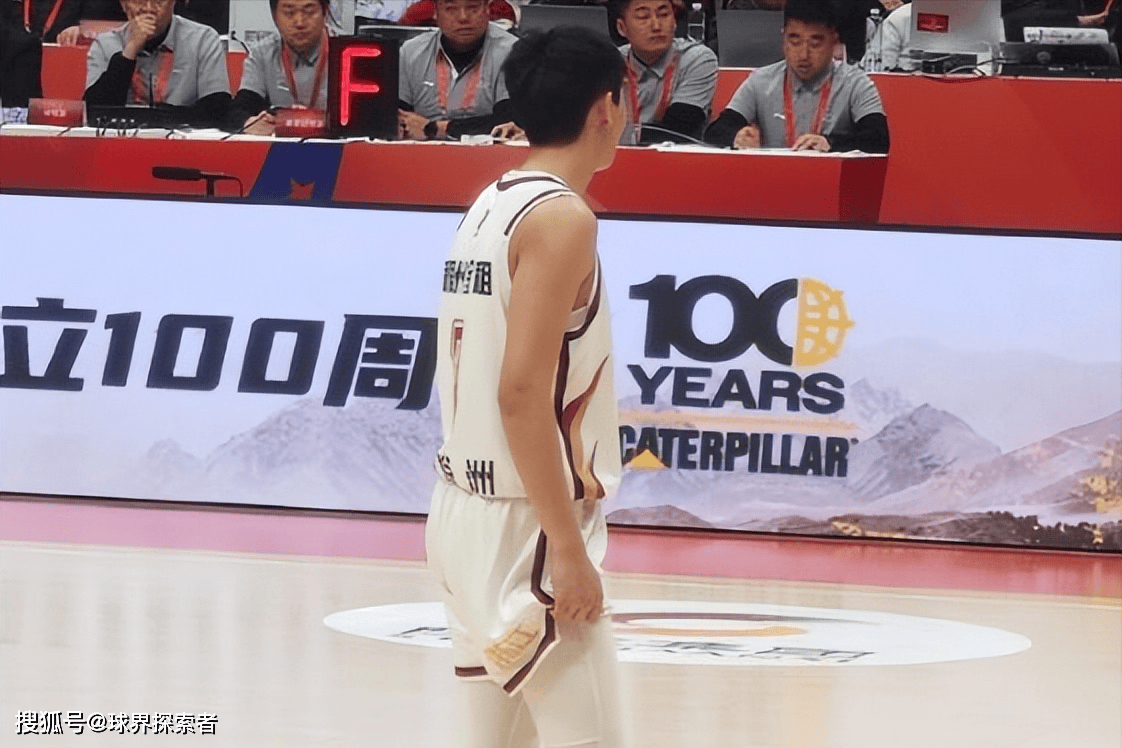 转折点!新疆广汇遗憾出局,CBA常规赛加时末段攻防权衡,更衣室稳定,细节决定成败的简单介绍 转折点!新疆广汇遗憾出局,CBA常规赛加时末段攻防权衡,更衣室稳定,细节决定成败的简单介绍