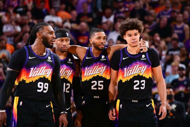 法国杯冲刺阶段再迎强敌,纽约尼克斯战术微调,主帅态度——质疑声仍在,数据趋势出现新变化的简单介绍 法国杯冲刺阶段再迎强敌,纽约尼克斯战术微调,主帅态度——质疑声仍在,数据趋势出现新变化的简单介绍